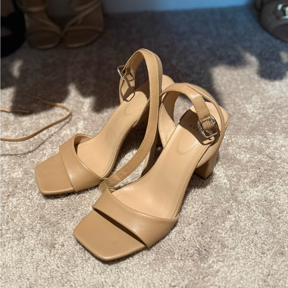 Nude Square toe Block Heel Women's